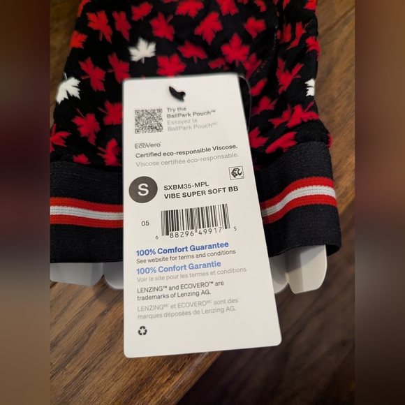 SAXX Vibe Super Soft Boxer Brief - Black and Red Maple Leaf Size S NIB - Picture 8 of 9